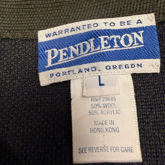 Pendleton Wool Blend Vest Green Tapestry Border Button Front Size L - Picture 3 of 3